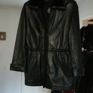 Leather jacket with removable lining